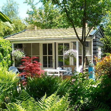 Logies Het Tuinhuisje Енсхеде Екстериор снимка